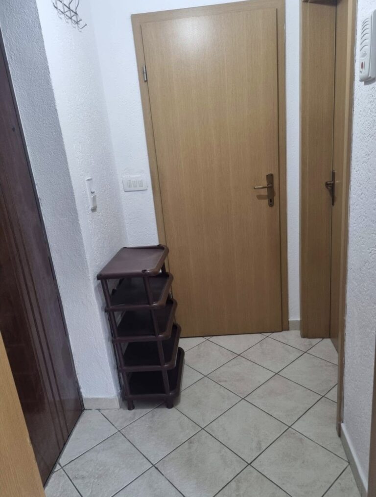 🔑 Banesë me Qira në Lagjen E Muhaxherëve