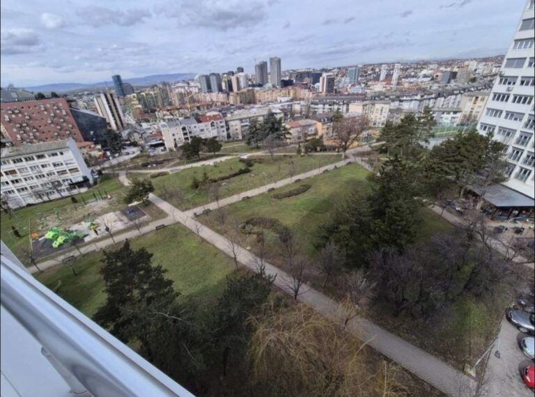 🔑BANESE ME QIRA | Në Lagjen Ulpian